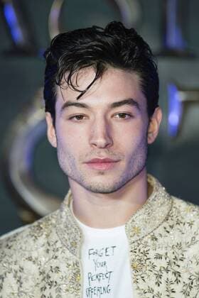 Ezra Millerbei der Europapremiere des Kinofilms Fantastic Beasts and Where to Find Them Phantastische Tierwesen und wo sie zu finden sind im Odeon Leicester Square. London, 15.11.2016 Foto:xJ.xSpicerx xFuturexImage