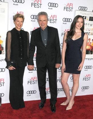 November 16, 2016 - Los Angeles, California, United States - November 16th 2016 - Los Angeles California USA - Actress ANNETTE BENING, Actor WARREN BEATTY, ELLA BEATTY at the AFI Film Festival Tribute to Annette Bening Gala Screening 20th Century Woman held at the TCL Chinese Theater, Hollywood, CA Los Angeles United States - ZUMAf05_ 20161116_zaf_f05_006
