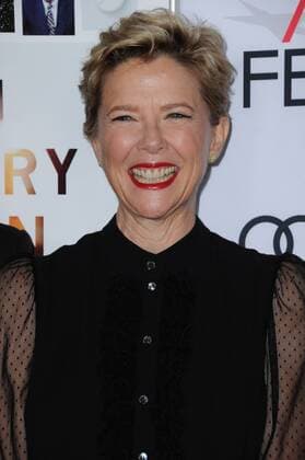 November 16, 2016 - Hollywood, CA, United States - 16 November 2016 - Hollywood, California. Annette Bening. AFI FEST 2016 Presented By Audi - A Tribute To Annette Bening And Gala Screening Of A24 s 20th Century Women held at TCL Chinese Theater. Photo Credit: AdMedia Hollywood United States - ZUMAa123 20161116_zaa_a123_027