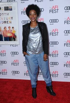 November 16, 2016 - Hollywood, CA, United States - 16 November 2016 - Hollywood, California. Yolanda Ross. AFI FEST 2016 Presented By Audi - A Tribute To Annette Bening And Gala Screening Of A24 s 20th Century Women held at TCL Chinese Theater. Photo Credit: AdMedia Hollywood United States - ZUMAa123 20161116_zaa_a123_082
