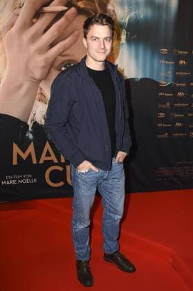 Friedrich Mücke bei der Premiere des Kinofilms Marie Curie im Arri Kino. München, 16.11.2016 Foto:xP.xSchönbergerx xFuturexImage