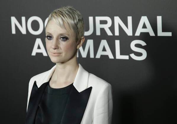 Andrea Riseborough arrives on the red carpet at the Nocturnal Animals premiere at The Paris Theatre on November 17, 2016 in New York City.  NYP20161117124 JOHNxANGELILLO