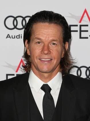 November 17, 2016 - Hollywood, CA, United States - 17 November 2016 - Hollywood, California - Mark Wahlberg. AFI FEST 2016 - Closing Gala - Premiere Of Patriot s Day held at The TCL Chinese Theatre. Photo Credit: AdMedia Hollywood United States - ZUMAa123 20161117_zaa_a123_311