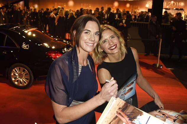 Kira Walkenhorst und Laura Ludwig bei der Verleihung des Medien- und Fernsehpreises Bambi 2016 im Theater am Potsdamer Platz. Berlin, 17.11.2016 Foto:xF.xKernx xFuturexImage