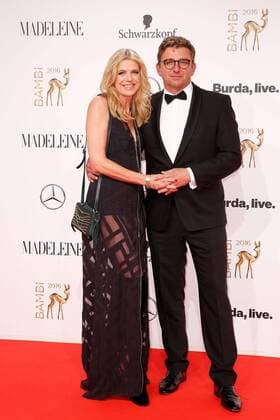 Hans Sigl und seine Ehefrau Susanne Kemmler bei der Verleihung Bambi 2016 am 17.11.2016 in Berlin Bambi 2016 Verleihung in Berlin 