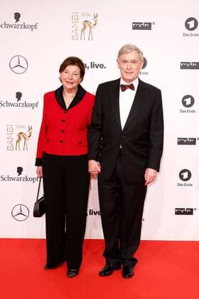 Horst Köhler mit seiner Ehefrau Eva Luise Köhler bei der Verleihung Bambi 2016 am 17.11.2016 in Berlin Bambi 2016 Verleihung in Berlin 