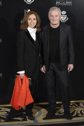 Ana Belen and Victor Manuel attends to the photocall during the delivery of the Golden Medal of the Spanish Cinema Academic to Santiago Segura at Ritz Hotel in Madrid. November 18, Spain. 2016.  (20161118020)