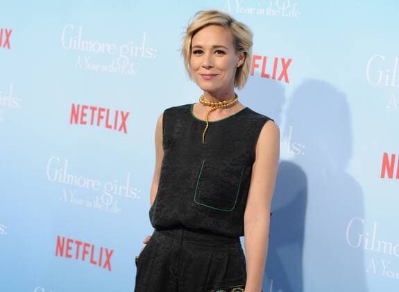 November 18, 2016 - Westwood, CA, United States - 18 November 2016 - Westwood, California. Liza Weil. Premiere Of Netflix s Gilmore Girls: A Year In The Life held at the Regency Bruin Theatre. Photo Credit: AdMedia Westwood United States - ZUMAa123 20161118_zaa_a123_105