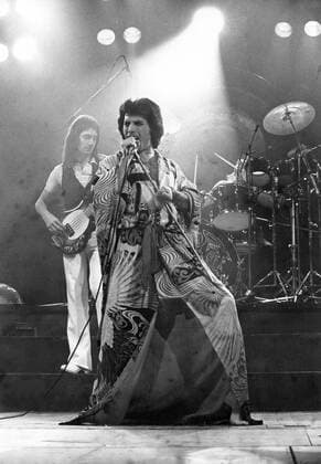 IMAGO ICONS: Freddie Mercury June 24, 2008 - QUEEN .JOHN DEACON (BASSIST) AND FREDDIE MERCURY (LEAD SINGER). GARY MERRIN- - ZUMAg49_ 20080624_gaf_g49_008
