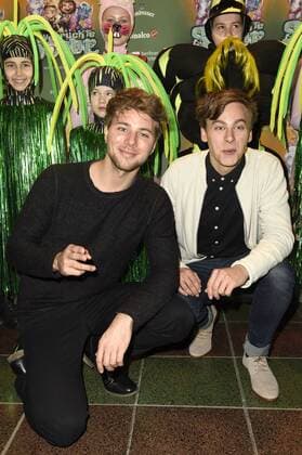 Benjamin Trinks und Timmi Trinks bei der Premiere der Kindershow Verrückte Sonne im Friedrichstadt-Palast. Berlin, 19.11.2016 Foto:xF.xKernx xFuturexImage