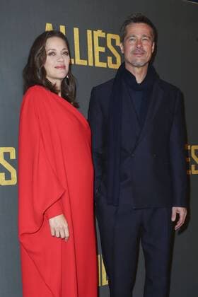 Marion Cotillard et Brad Pitt - Photocall zum Film - Allied (Vertraute Fremde) - Paris - 20 11 2016 GwendolineLeGoff 