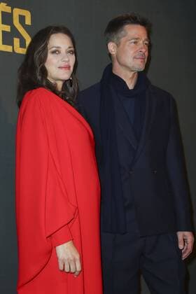 Marion Cotillard et Brad Pitt - Photocall zum Film - Allied (Vertraute Fremde) - Paris - 20 11 2016 GwendolineLeGoff 