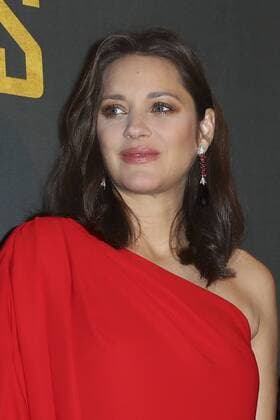 Marion Cotillard - Photocall zum Film - Allied (Vertraute Fremde) - Paris - 20 11 2016 GwendolineLeGoff 