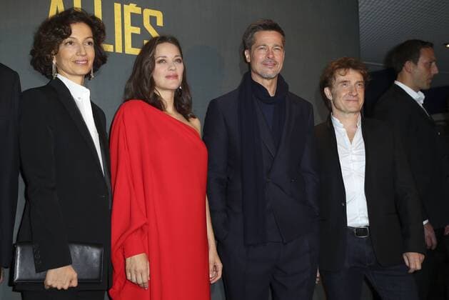 Audrey Azoulay Marion Cotillard et Brad Pitt Thierry Fremont - Photocall zum Film - Allied (Vertraute Fremde) - Paris - 20 11 2016 GwendolineLeGoff 