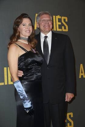 Robert Zemeckis et Leslie Harter Zemeckis - Photocall zum Film - Allied (Vertraute Fremde) - Paris - 20 11 2016 GwendolineLeGoff 