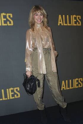 Pauline Lefevre - Photocall zum Film - Allied (Vertraute Fremde) - Paris - 20 11 2016 GwendolineLeGoff 