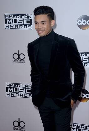 Actor Roshon Fegan arrives for the 2016 American Music Awards held at Microsoft Theater in Los Angeles on November 20, 2016.  LAP20161120035 JIMxRUYMEN