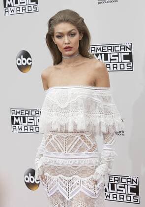 November 20, 2016 - Los Angeles, California, U.S - Gigi Hadid on the Red Carpet of the 2016 American Music Awards held on Sunday, November 20, 2016 at the Microsoft Theatre in Los Angeles, California. Los Angeles U.S. - ZUMAp124 20161120_zaa_p124_004