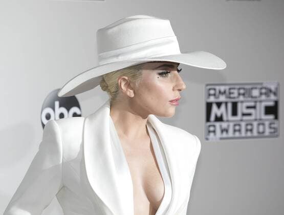 November 20, 2016 - Los Angeles, California, U.S - Lady Gaga on the Red Carpet of the 2016 American Music Awards held on Sunday, November 20, 2016 at the Microsoft Theatre in Los Angeles, California. Los Angeles U.S. - ZUMAp124 20161120_zaa_p124_011
