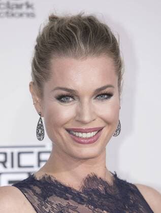 November 20, 2016 - Los Angeles, California, U.S - Rebecca Romijn on the Red Carpet of the 2016 American Music Awards held on Sunday, November 20, 2016 at the Microsoft Theatre in Los Angeles, California. Los Angeles U.S. - ZUMAp124 20161120_zaa_p124_067