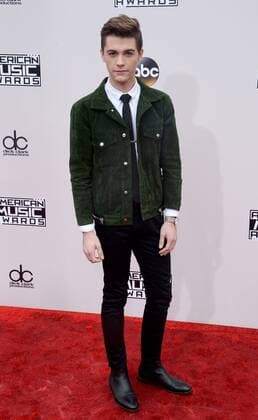 Internet personality Jordan Doww arrives for the 2016 American Music Awards held at Microsoft Theater in Los Angeles on November 20, 2016.  LAP20161120499 JIMxRUYMEN