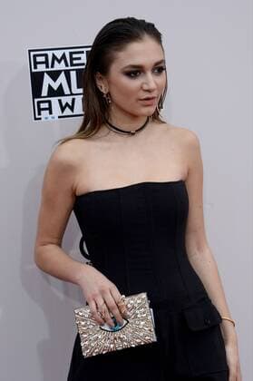 Singer Daya arrives for the 2016 American Music Awards held at Microsoft Theater in Los Angeles on November 20, 2016.  LAP20161120475 JIMxRUYMEN