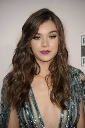 Hailee Steinfeld AMERICAN MUSIC AWARDS: ARRIVALS Los Angeles Patrick Rideaux PicturePerfect