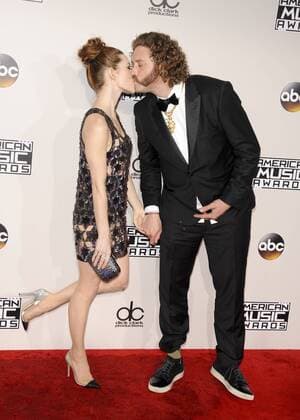 TJ Miller & wife Kate Gorney AMERICAN MUSIC AWARDS: ARRIVALS Los Angeles Patrick Rideaux PicturePerfect