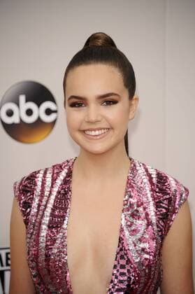 Bailee Madison AMERICAN MUSIC AWARDS: ARRIVALS Los Angeles Patrick Rideaux PicturePerfect