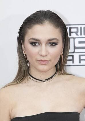 November 20, 2016 - Los Angeles, California, U.S - Daya on the Red Carpet of the 2016 American Music Awards held on Sunday, November 20, 2016 at the Microsoft Theatre in Los Angeles, California. Los Angeles U.S. - ZUMAp124 20161120_zaa_p124_160