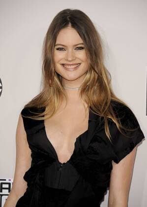 Behati Prinsloo AMERICAN MUSIC AWARDS: ARRIVALS Los Angeles Patrick Rideaux PicturePerfect