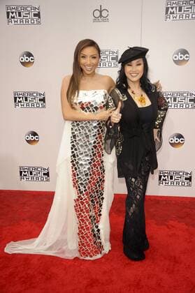 Jeannie Mai & mother Olivia TuTram Mai AMERICAN MUSIC AWARDS: ARRIVALS Los Angeles Patrick Rideaux PicturePerfect