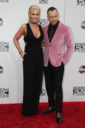 20 November 2016 - Los Angeles, California - Donnie Wahlberg, Jenny McCarthy. 2016 American Music Awards held at Microsoft Theater. Photo Credit: PMA AdMedia - ZUMAa123 20161119_zaa_a123_383