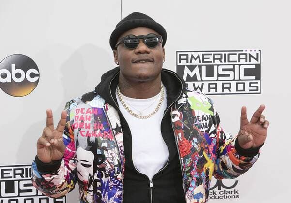 November 20, 2016 - Los Angeles, California, U.S - Sean Garrett on the Red Carpet of the 2016 American Music Awards held on Sunday, November 20, 2016 at the Microsoft Theatre in Los Angeles, California. Los Angeles U.S. - ZUMAp124 20161120_zaa_p124_187