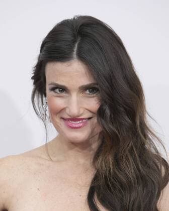 November 20, 2016 - Los Angeles, California, U.S - Idina Menzel on the Red Carpet of the 2016 American Music Awards held on Sunday, November 20, 2016 at the Microsoft Theatre in Los Angeles, California. Los Angeles U.S. - ZUMAp124 20161120_zaa_p124_212