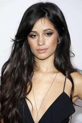 Camila Cabello bei der Ankunft zu den American Music Awards am 20.11.2016 in Los Angeles 2016 American Music Awards in Los Angeles 