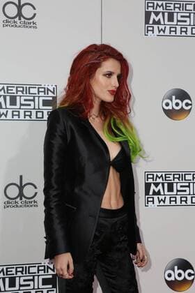 20 November 2016 - Los Angeles, California - Bella Thorne. 2016 American Music Awards held at Microsoft Theater. Photo Credit: PMA AdMedia - ZUMAa123 20161119_zaa_a123_282