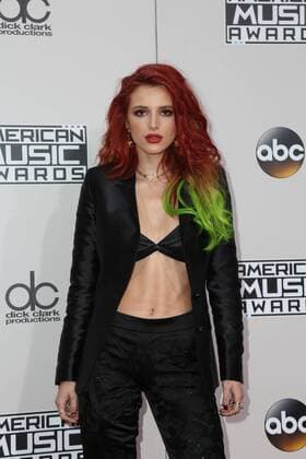 20 November 2016 - Los Angeles, California - Bella Thorne. 2016 American Music Awards held at Microsoft Theater. Photo Credit: PMA AdMedia - ZUMAa123 20161119_zaa_a123_310