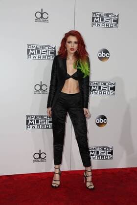 20 November 2016 - Los Angeles, California - Bella Thorne. 2016 American Music Awards held at Microsoft Theater. Photo Credit: PMA AdMedia - ZUMAa123 20161119_zaa_a123_315