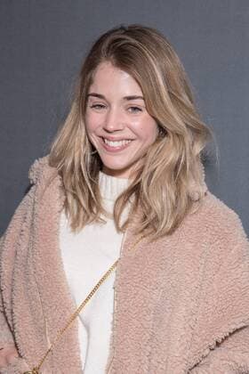 213646 2016-11-20 Paris, FRA, - Filmpremiere Allied (Vertraute Fremde) im UGC Normandie. Alice Isaaz.  Copyright: xSergexArnalx xStarfacex STAR_213646_017