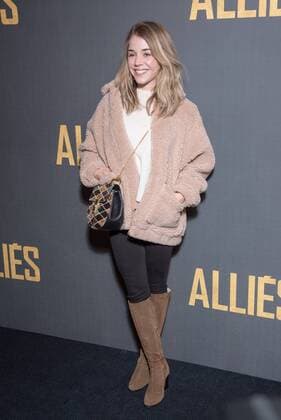 213646 2016-11-20 Paris, FRA, - Filmpremiere Allied (Vertraute Fremde) im UGC Normandie. Alice Isaaz.  Copyright: xSergexArnalx xStarfacex STAR_213646_018