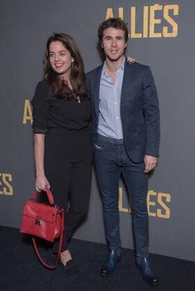 213646 2016-11-20 Paris, FRA, - Filmpremiere Allied (Vertraute Fremde) im UGC Normandie. Anouchka Delon et son compagnon Julien Dereims.  Copyright: xSergexArnalx xStarfacex STAR_213646_035