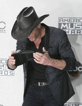 November 20, 2016 - Los Angeles, California, U.S - Tim McGraw poses with the Favorite Country Song award in the Press Room of the 2016 American Music Awards held on Sunday, November 20, 2016 at the Microsoft Theatre in Los Angeles, California. Los Angeles U.S. - ZUMAp124 20161120_zaa_p124_247
