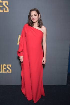 213646 2016-11-20 Paris, FRA, - Filmpremiere Allied (Vertraute Fremde) im UGC Normandie. Marion Cotillard.  Copyright: xSergexArnalx xStarfacex STAR_213646_115