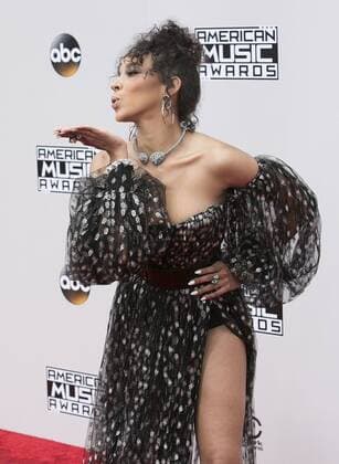 November 20, 2016 - Los Angeles, California, U.S - Tinashe on the Red Carpet of the 2016 American Music Awards held on Sunday, November 20, 2016 at the Microsoft Theatre in Los Angeles, California. Los Angeles U.S. - ZUMAp124 20161120_zaa_p124_276
