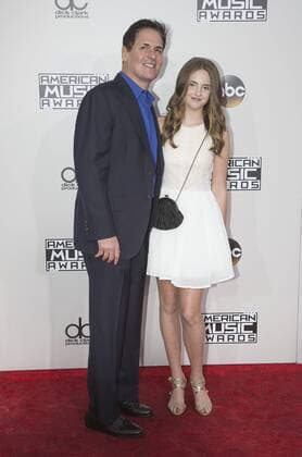 November 20, 2016 - Los Angeles, California, U.S - Mark Cuban and Alexis Sofia Cuban on the Red Carpet of the 2016 American Music Awards held on Sunday, November 20, 2016 at the Microsoft Theatre in Los Angeles, California. Los Angeles U.S. - ZUMAp124 20161120_zaa_p124_277