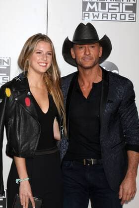 LOS ANGELES - NOV 20: Maggie Elizabeth McGraw, Tim McGraw at the 2016 American Music Awards at Microsoft Theater on November 20, 2016 in Los Angeles, CA  Copyright: xKathyxHutchinsx xIPAx