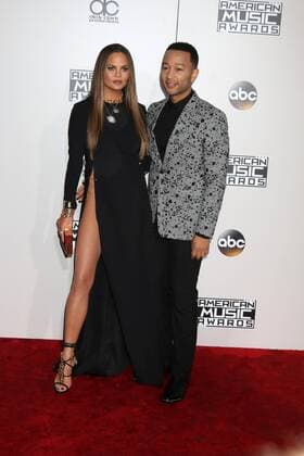 LOS ANGELES - NOV 20: Chrissy Teigen, John Legend at the 2016 American Music Awards at Microsoft Theater on November 20, 2016 in Los Angeles, CA  Copyright: xKathyxHutchinsx xIPAx
