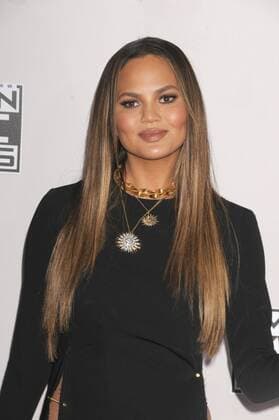 November 20, 2016 - Los Angeles, California, United States - November 20th 2016 - Los Angeles California USA - Actress CHRISSY TEIGEN at the 2016 American Music Awards held at the Microsoft Theater, Los Angeles CA Los Angeles United States - ZUMAf05_ 20161120_zaf_f05_003