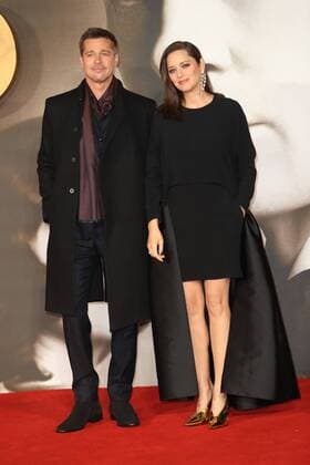 . 21 11 2016. London, United Kingdom. Brad Pitt and Marion Cotillard arriving at the Allied premiere in London.  xStephenxLockx xi-Imagesx IIM-13853-0018